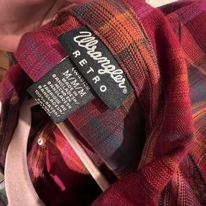 Retro wrangler plaid shirt